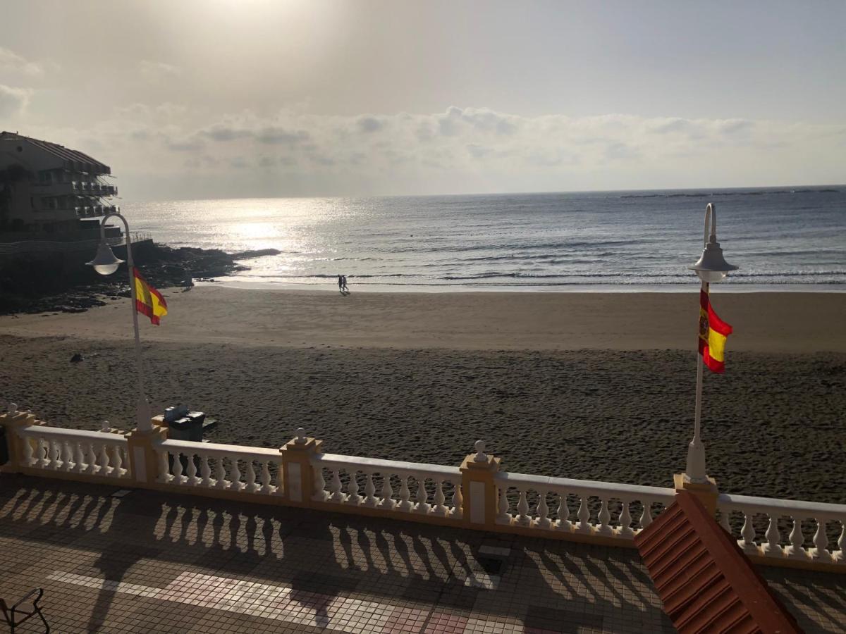 Espectacular en primera línea de la playa Telde Exterior foto