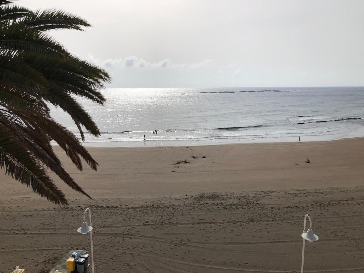 Espectacular en primera línea de la playa Telde Exterior foto